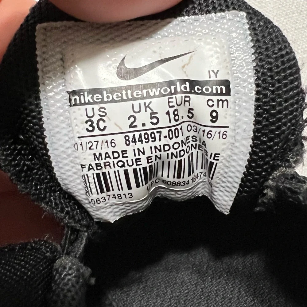 Nike Toddler‎ Size 3 Sneakers